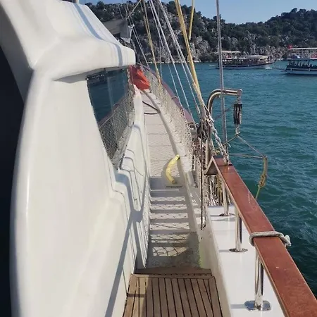 Sinbad Πλωτό κατάλυμα